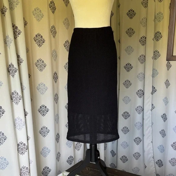 2/$20 Bobeau Black Textured Pencil Skirt - Picture 1 of 5